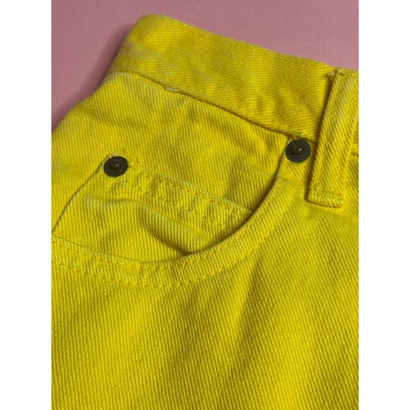 1990s L.E.I. RIDING WEAR Yellow. Denim Jean High Waist Cuffed Shorts. Sm. As Is - Picture 4 of 9